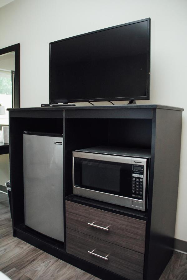 Country Squire Inn And Suites New Holland Eksteriør bilde
