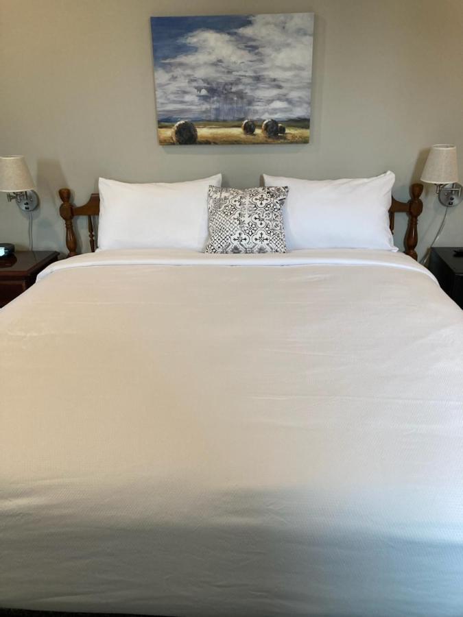 Country Squire Inn And Suites New Holland Eksteriør bilde